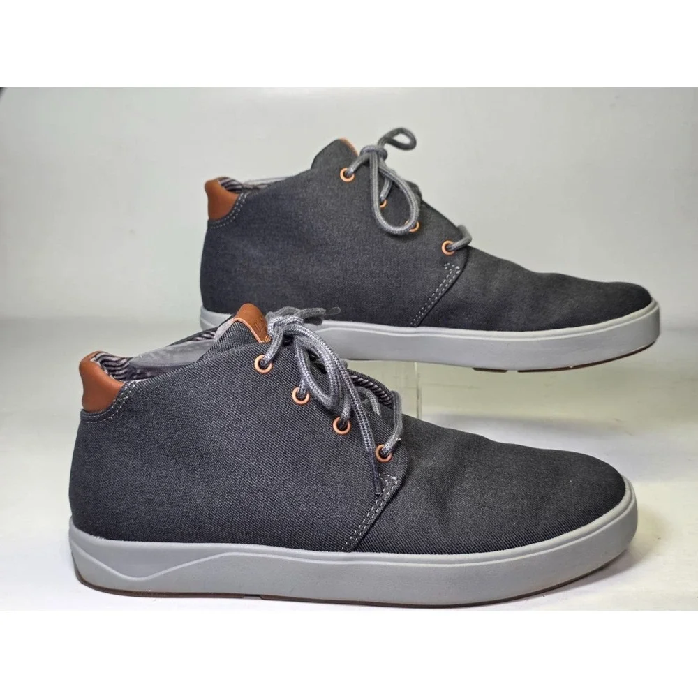 OluKai‎ Nana Hele Wai'apo Men's Chukka Boots Size 9.5 Dark Gray Canvas Mid Shoes